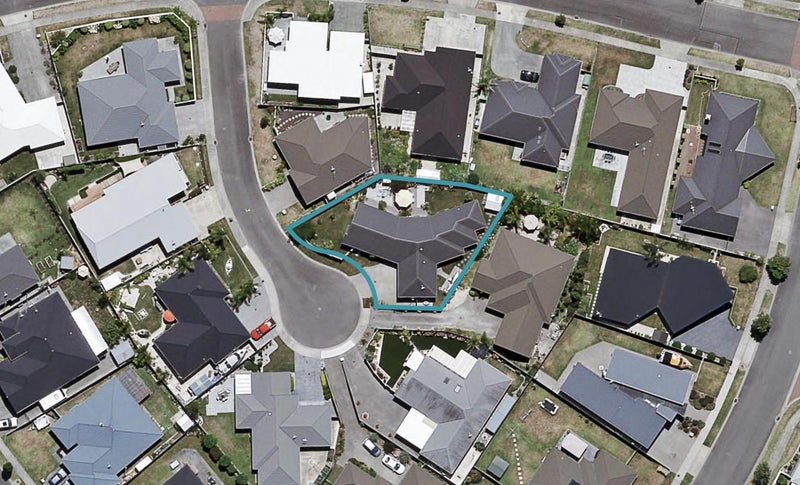 3 Somes Place, Poraiti, Napier - Carousel 1