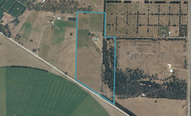 550 Heslerton Road, Leeston - Carousel 1