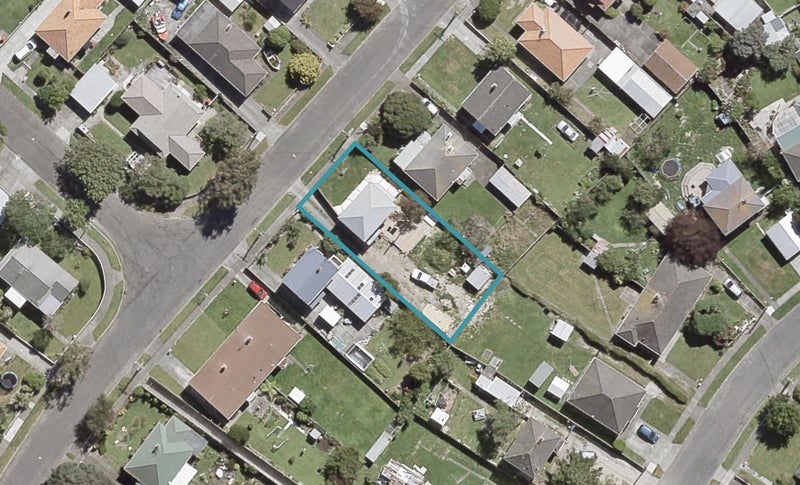 32 Milne Crescent, Taita, Lower Hutt - Carousel 1