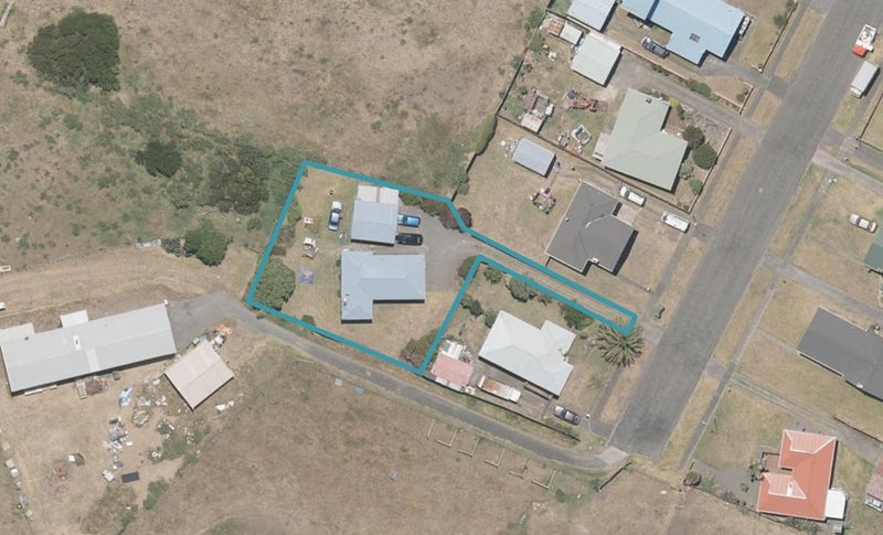 54 Lee Street, Castlecliff, Whanganui - Carousel 1