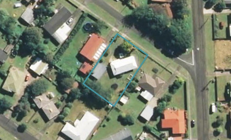 6 Pitt Street, Normanby, Hawera - Carousel 1