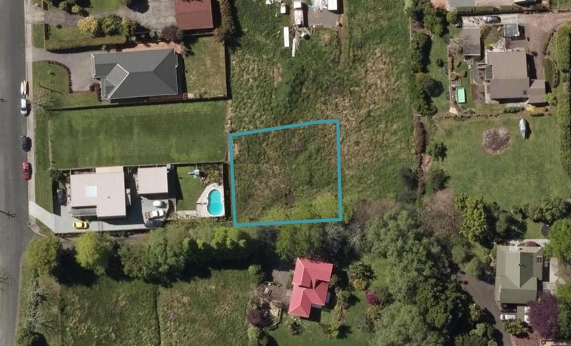 8 Soldier Way, Parahaki, Whangarei - Carousel 1