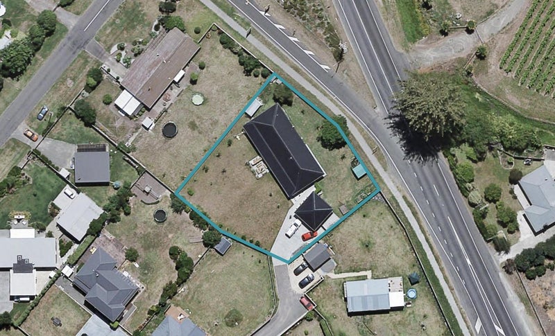 28 Grey Street, Bay View, Napier - Carousel 1