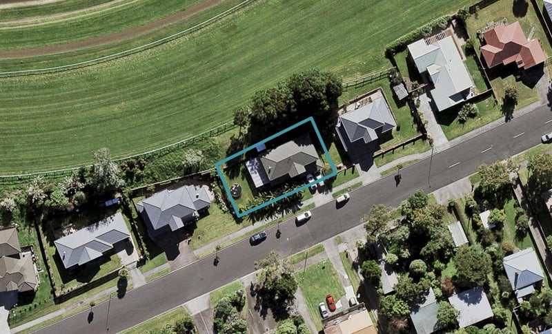 83 Wingate Street, Avondale, Auckland - Carousel 1