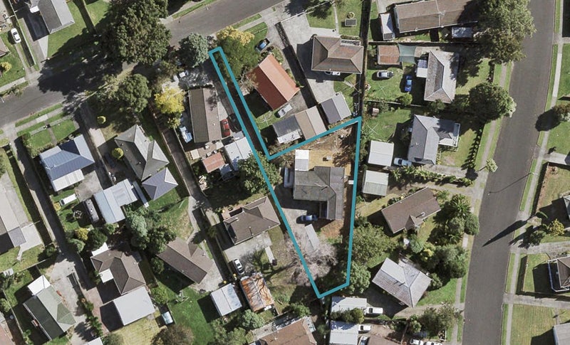 35 Balloch Street, Randwick Park, Auckland - Carousel 1