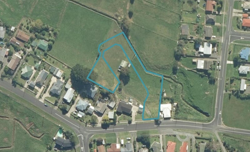 5 Double Oaks Drive, PAEROA - Carousel 1