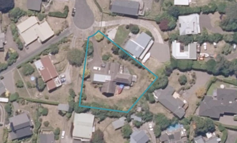 19 Isobel Street, Acacia Bay, Taupo - Carousel 1