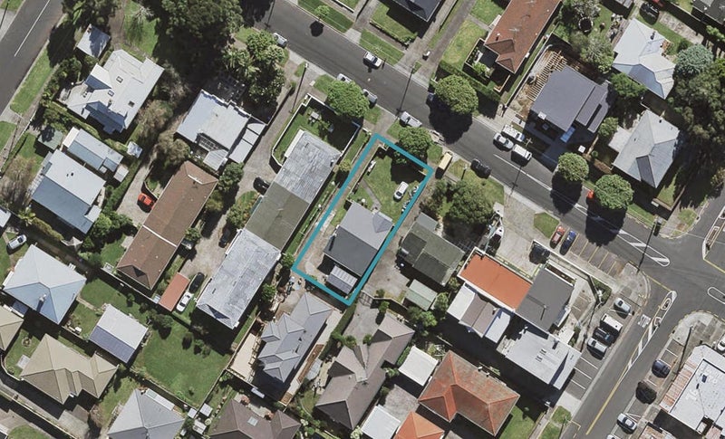 82 Rawhiti Road, One Tree Hill, Auckland - Carousel 1