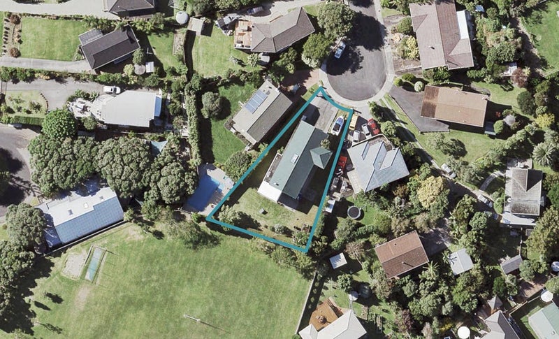 9 Moana Terrace, Maraetai, Auckland - Carousel 1