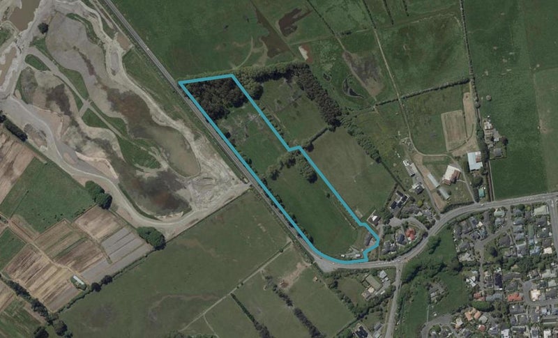 7 Boonwood Close, Westmorland, Christchurch - Carousel 1