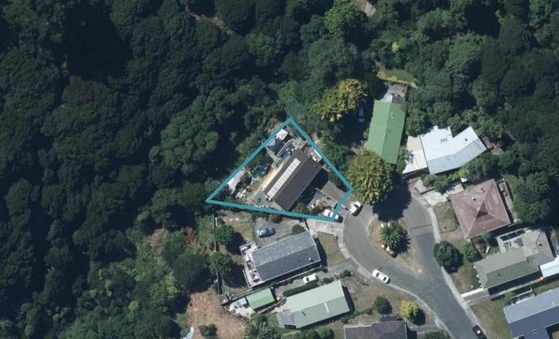 19 Carvel Lane, Whitby, Porirua - Carousel 1