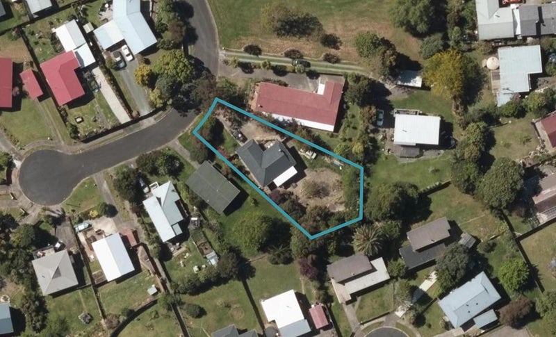 11 Lockheed Place, Onerahi, Whangarei - Carousel 1