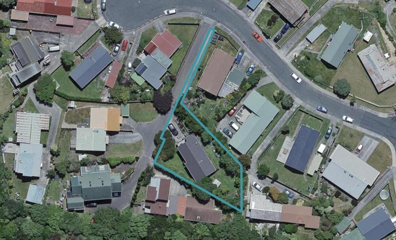 11 Kingsbridge Place, Newlands, Wellington - Carousel 1