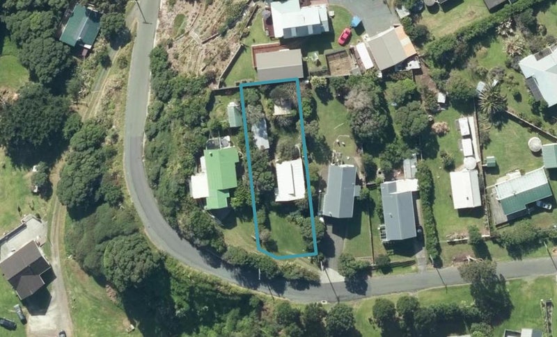 11 Bayly Street, Dargaville - Carousel 1