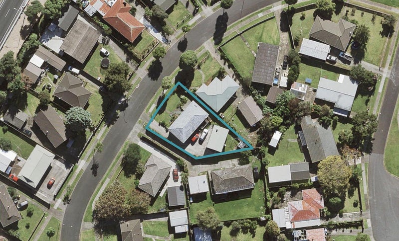 10 Staverton Crescent, Mangere, Auckland - Carousel 1