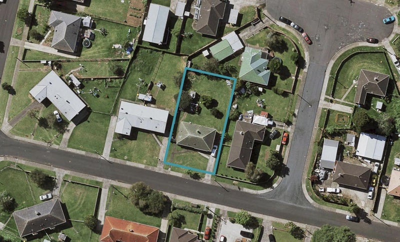 6 Clyde Road, Otara, Auckland - Carousel 1
