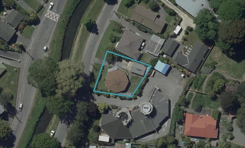 36 Riverlaw Terrace, Saint Martins, Christchurch - Carousel 1