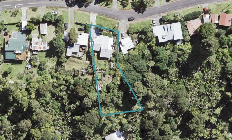 73 Tane Road, Laingholm, Auckland - Carousel 1