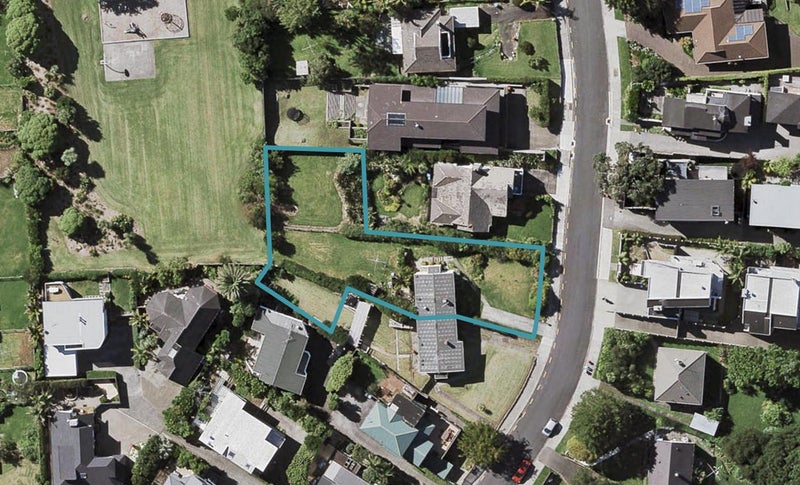 66 Kurahaupo Street, Orakei, Auckland - Carousel 1