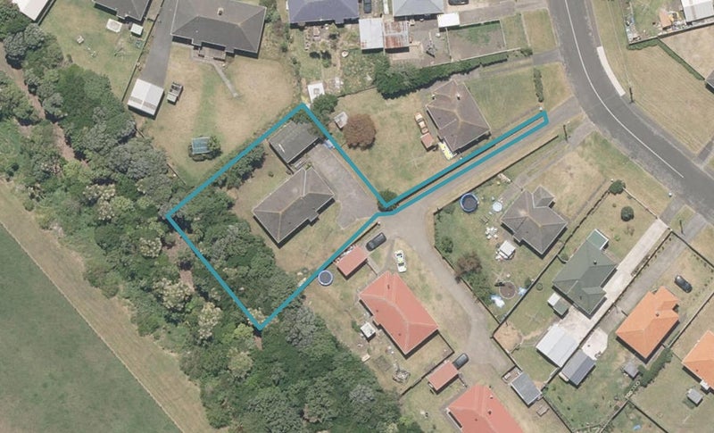 101 Swiss Avenue, Gonville, Whanganui - Carousel 1