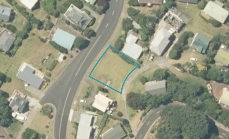 313 Onemana Drive, Onemana - Carousel 1