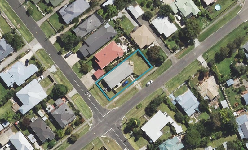 100 Sheehan Street, Whataupoko, Gisborne - Carousel 1