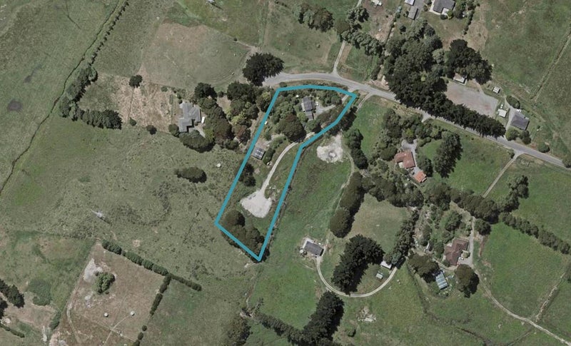 79 Gary Road, Otaki - Carousel 1