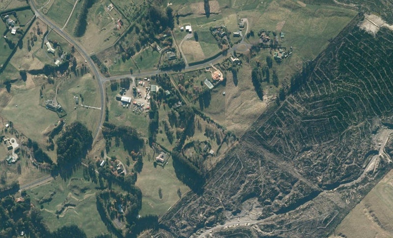8 Deborah Rise, Taupo - Carousel 1