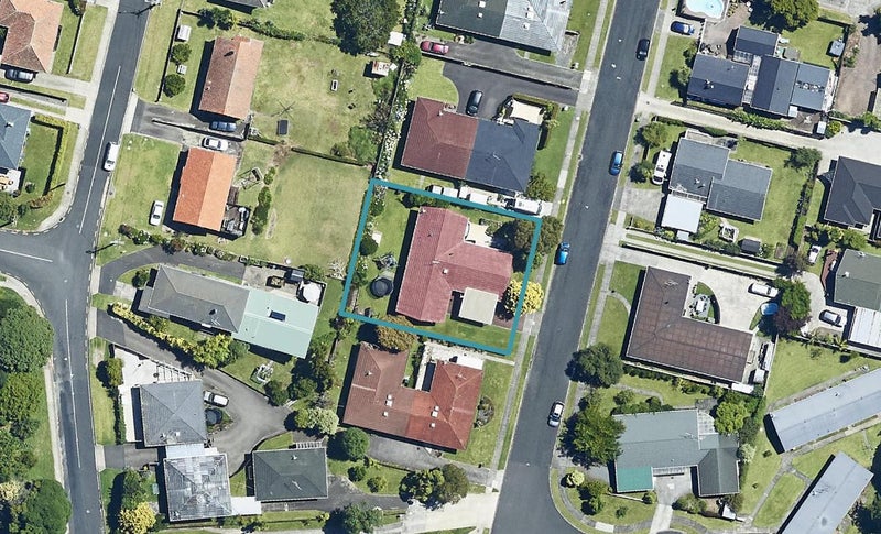 35 Shelley Street, Otumoetai, Tauranga - Carousel 1