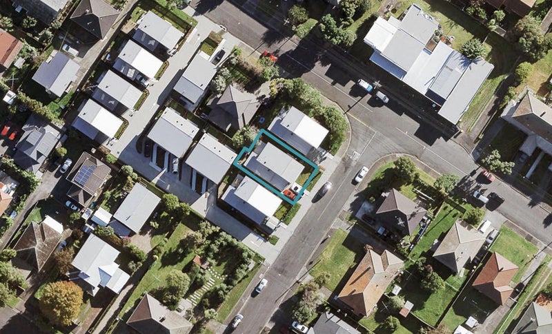 3 Saxon Street, Waterview, Auckland - Carousel 1