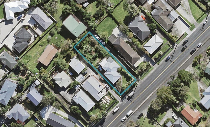 74 Archers Road, Glenfield, Auckland - Carousel 1