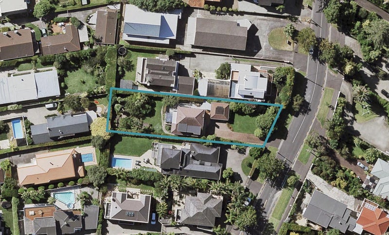 73 Patteson Avenue, Mission Bay, Auckland - Carousel 1