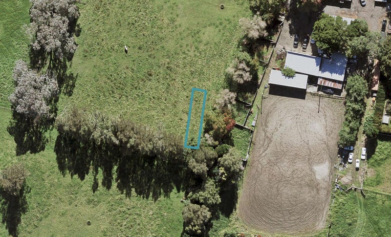 44 Rahopuru Road, Westgate, Auckland - Carousel 1