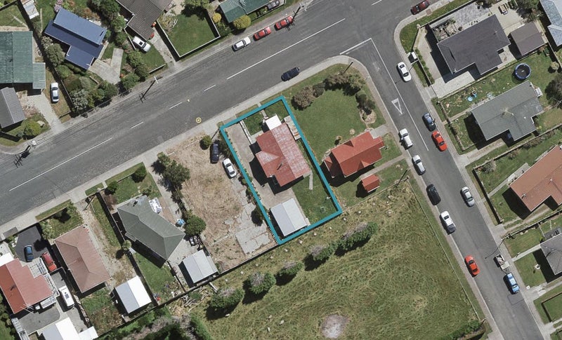 39 Avon Road, Clifton, Invercargill - Carousel 1
