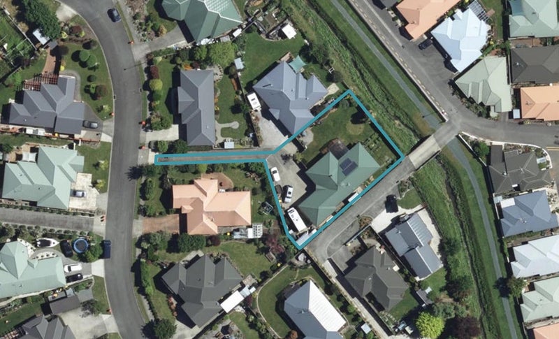 18 Paramu Place, Richmond, Richmond - Carousel 1