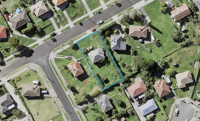 15 Leybourne Circle, Glen Innes, Auckland - Carousel 1