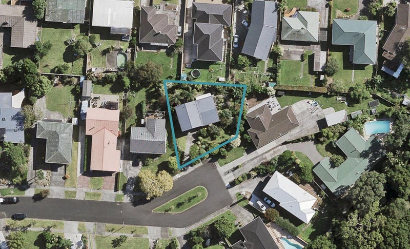 16 Frank Place, Hillpark, Auckland - Carousel 1