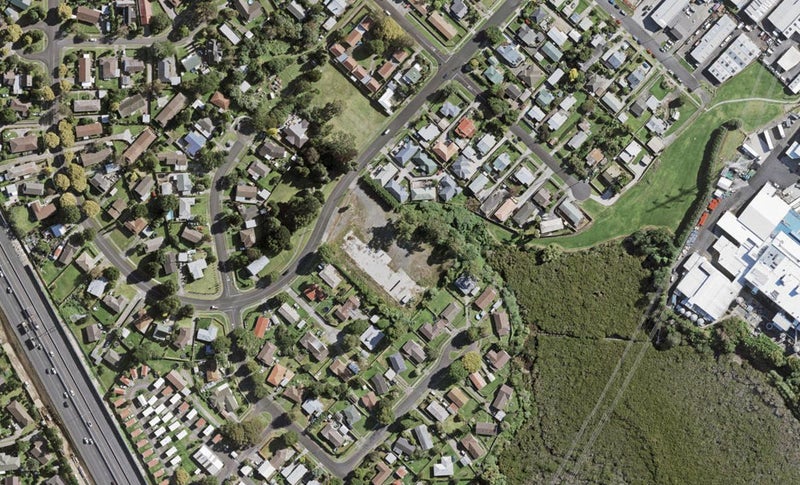 91A Kindergarten Drive, Conifer Grove, Takanini - Carousel 1