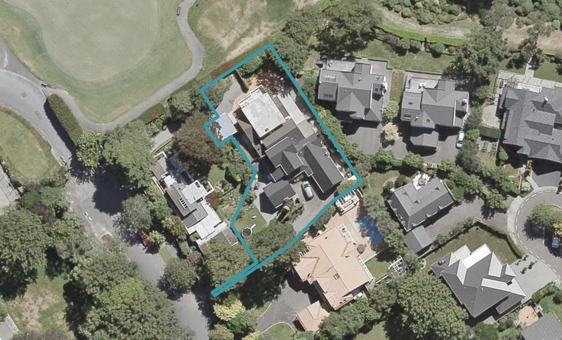 2/21 Golf Road, Heretaunga, Upper Hutt - Carousel 1