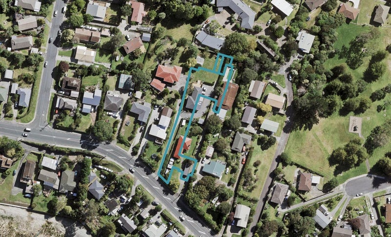 28/241 Don Buck Road, Massey, Auckland - Carousel 1