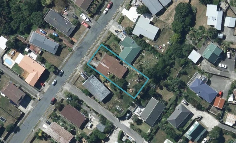 18 Rothwell Street, Titahi Bay, Porirua - Carousel 1