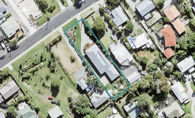 27 Brandon Road, Manly, Whangaparaoa - Carousel 1