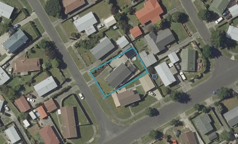 4 Cargill Grove, Kelvin Grove, Palmerston North - Carousel 1