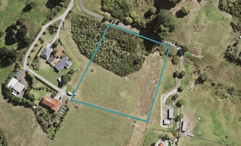 34A Red Hills Road, Massey, Auckland - Carousel 1