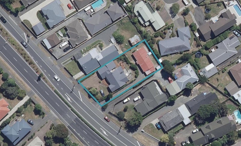 335 Cambridge Road, Hillcrest, Hamilton - Carousel 1