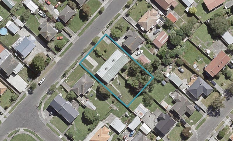 2/48 Compton Crescent, Taita, Lower Hutt - Carousel 1