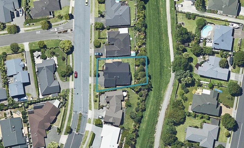 107 St Andrews Drive, Bethlehem, Tauranga - Carousel 1