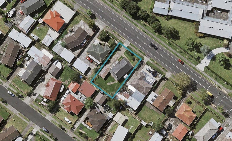 187 Dawson Road, Clover Park, Auckland - Carousel 1