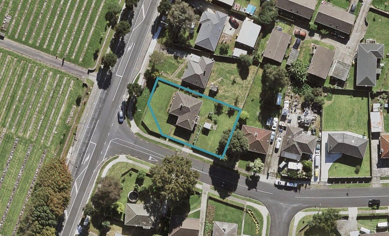 2 Valiant Street, Mangere, Auckland - Carousel 1
