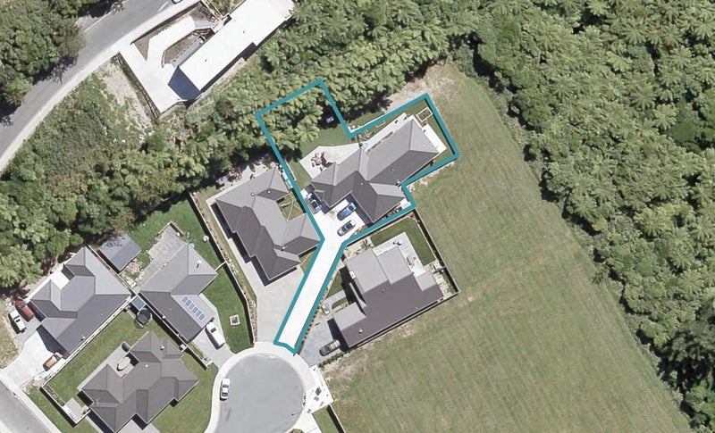 12A Kelso Grove, Kelson, Lower Hutt - Carousel 1